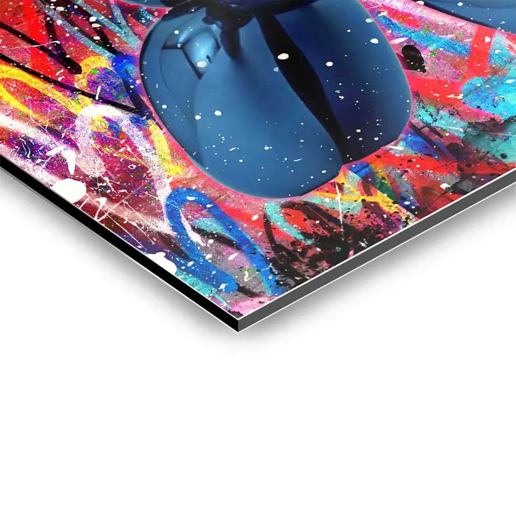 "BLUE GRAFFITI DOG"
