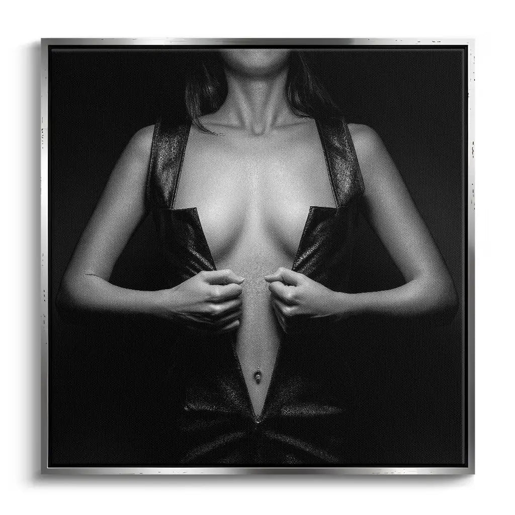 "GEOMETRIES OF WOMAN"