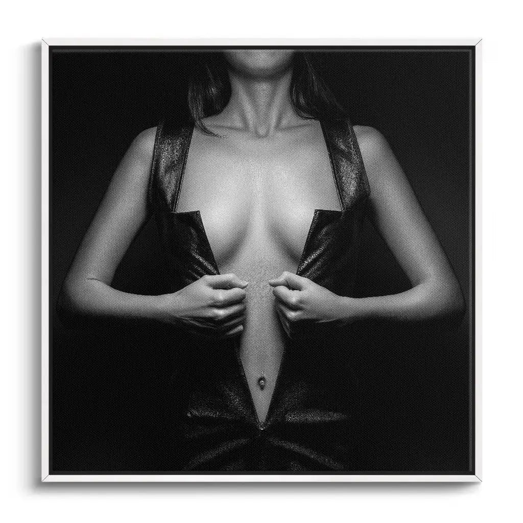 "GEOMETRIES OF WOMAN"