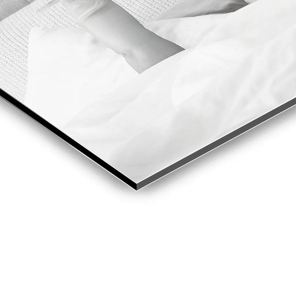 "APEROL IN BED LOW KEY"