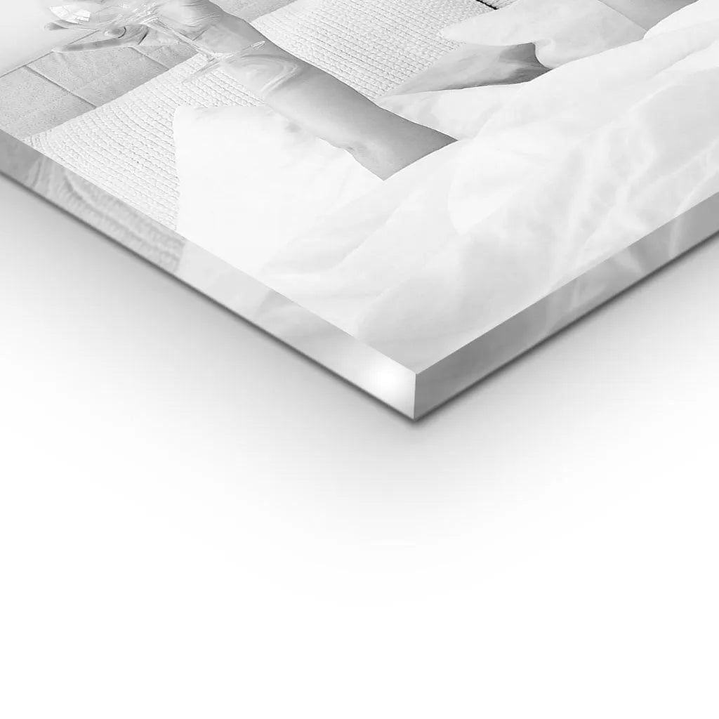 "APEROL IN BED LOW KEY"